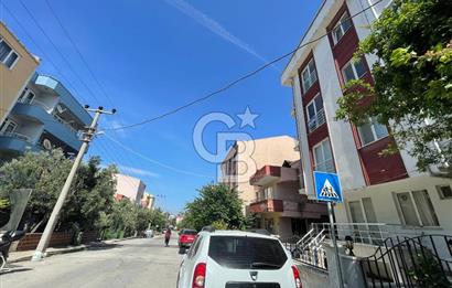 OLİMPİK YÜZME HAVUZUNA YAKIN MERKEZİ KONUMDA 1+1 KİRALIK DAİRE