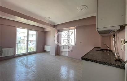 OLİMPİK YÜZME HAVUZUNA YAKIN MERKEZİ KONUMDA 1+1 KİRALIK DAİRE