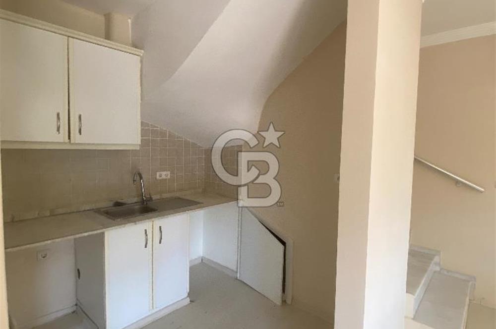 Urla Çeşmealtında Kiralık 2+1 Dubleks Villa