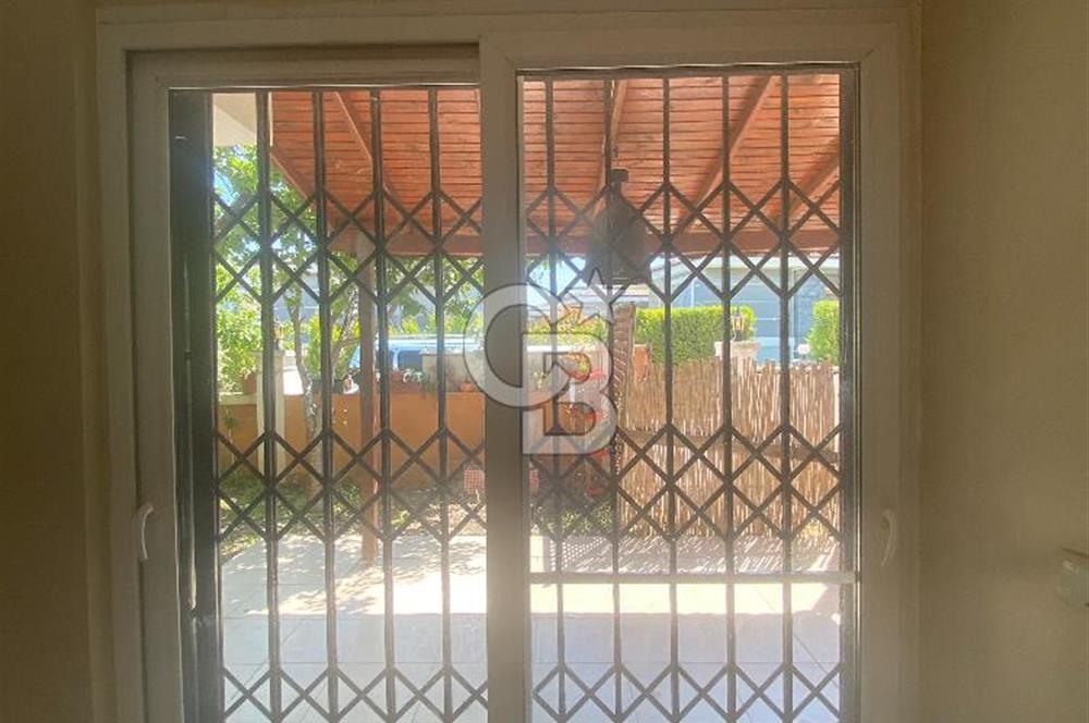 Urla Çeşmealtında Kiralık 2+1 Dubleks Villa
