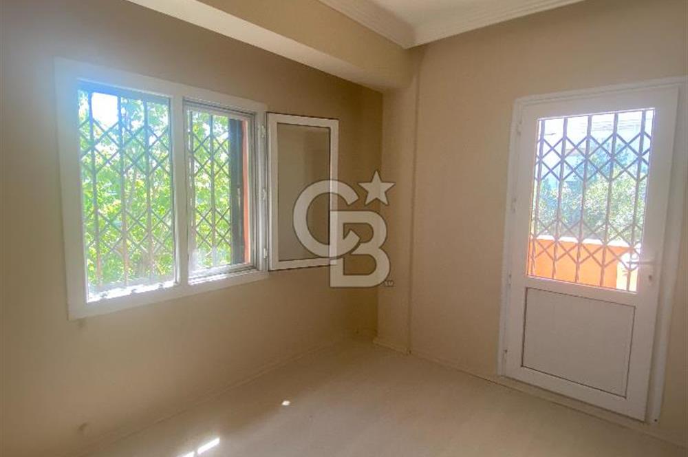 Urla Çeşmealtında Kiralık 2+1 Dubleks Villa