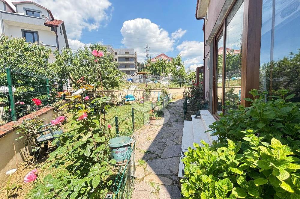 İZMİT GÜNDOĞDU SATILIK MANZARALI 6+1 LÜKS TRİPLEKS VİLLA