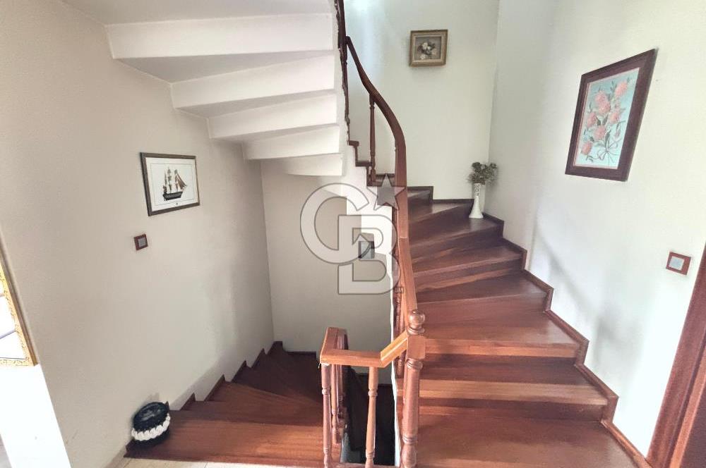 İZMİT GÜNDOĞDU SATILIK MANZARALI 6+1 LÜKS TRİPLEKS VİLLA