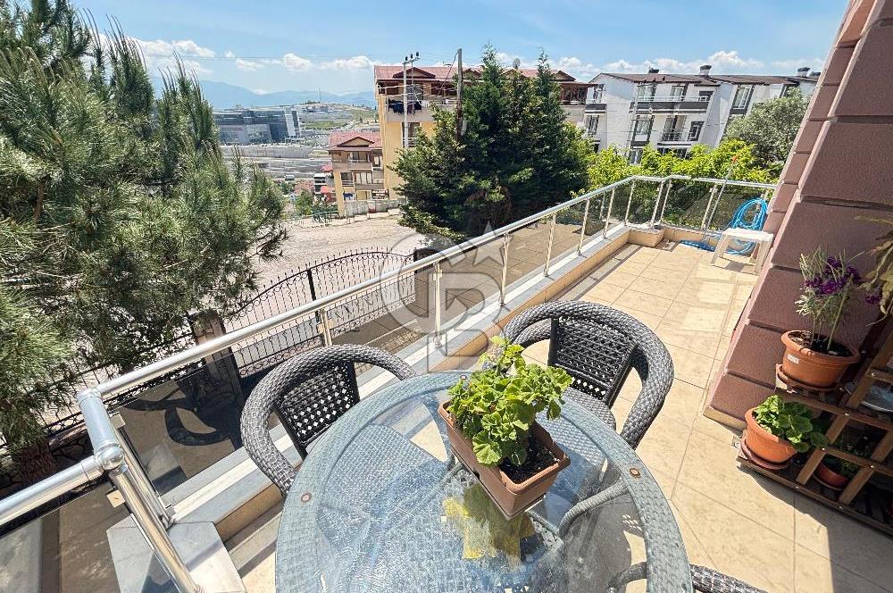 İZMİT GÜNDOĞDU SATILIK MANZARALI 6+1 LÜKS TRİPLEKS VİLLA
