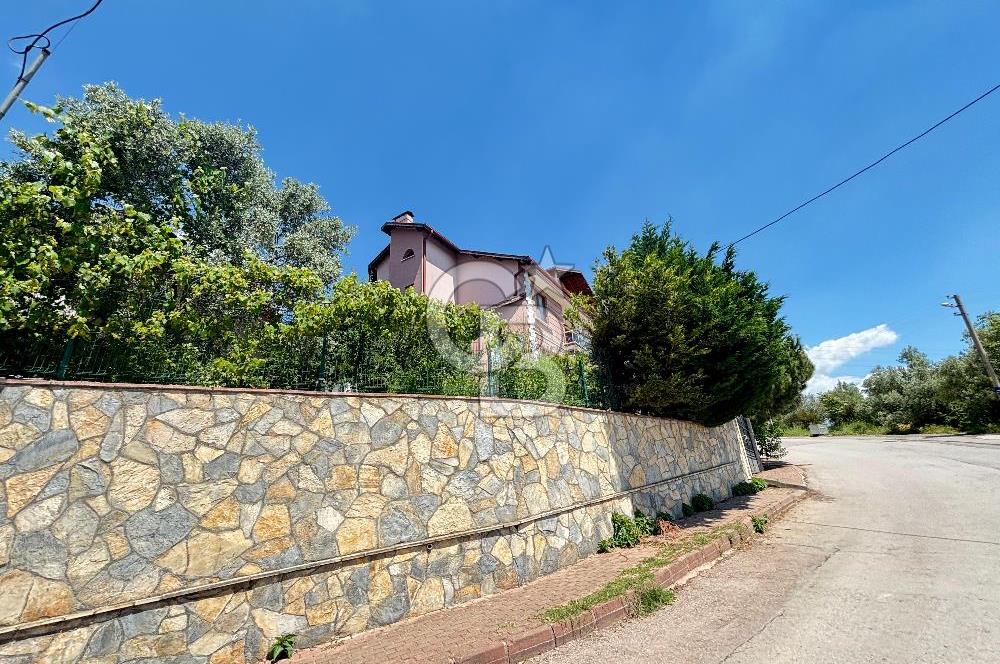 İZMİT GÜNDOĞDU SATILIK MANZARALI 6+1 LÜKS TRİPLEKS VİLLA