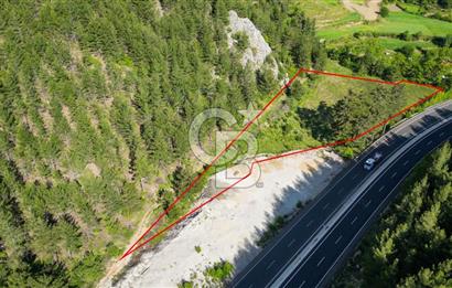 Menteşe'de Muğla-Denizli Yoluna Sıfır 6525 m2 Satılık Tarla