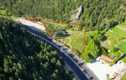 Menteşe'de Muğla-Denizli Yoluna Sıfır 6525 m2 Satılık Tarla