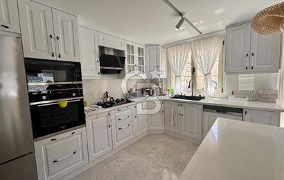 Çeşme Ovacıkta 800 M2 Arsa İçerisinde Satılık 2 Adet ikiz Villa.