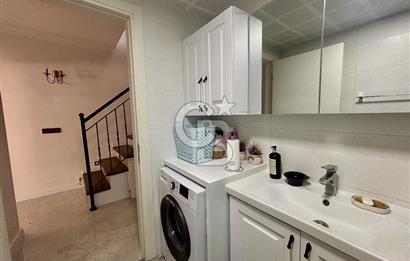 Çeşme Ovacıkta 800 M2 Arsa İçerisinde Satılık 2 Adet ikiz Villa.