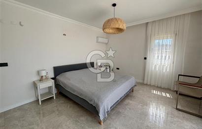 Çeşme Ovacıkta 800 M2 Arsa İçerisinde Satılık 2 Adet ikiz Villa.