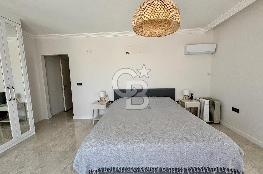 Çeşme Ovacıkta 800 M2 Arsa İçerisinde Satılık 2 Adet ikiz Villa.