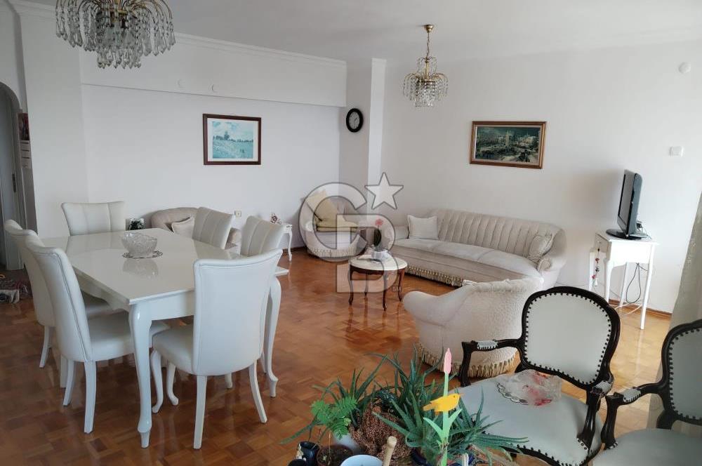 Bostanlı Atakent'in Kalbinde Deniz Manzaralı 3+1