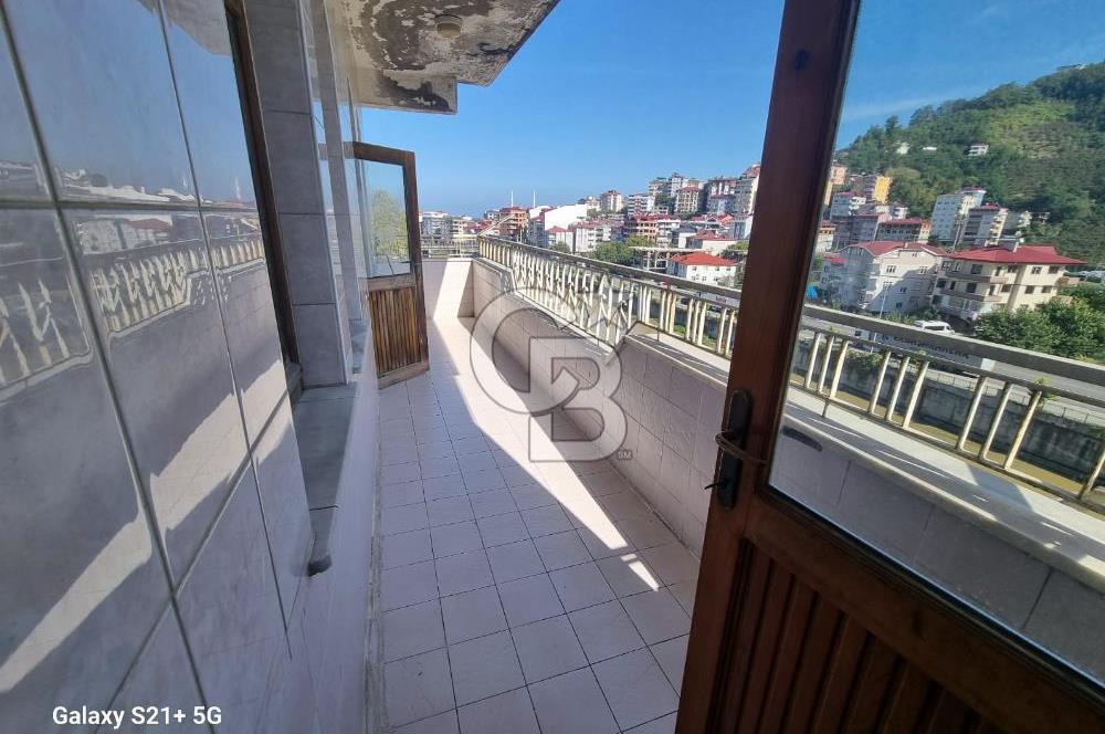 TRABZON CARȘIBAȘI'NDA 130 M2, 3+1 SATILIK UYGUN DAIRE