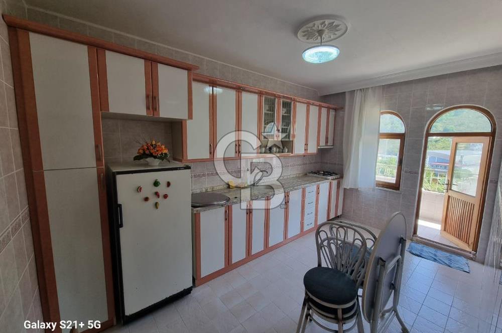 TRABZON CARȘIBAȘI'NDA 130 M2, 3+1 SATILIK UYGUN DAIRE