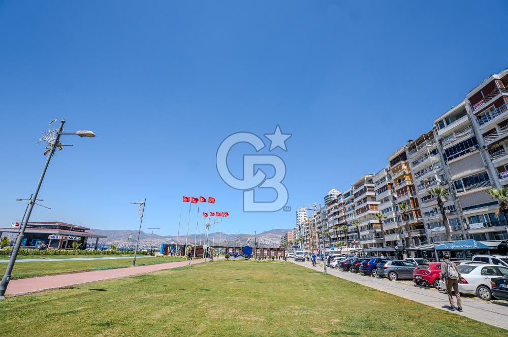Alsancak Kordon'da Deniz Manzaralı Satılık 4+1 Daire