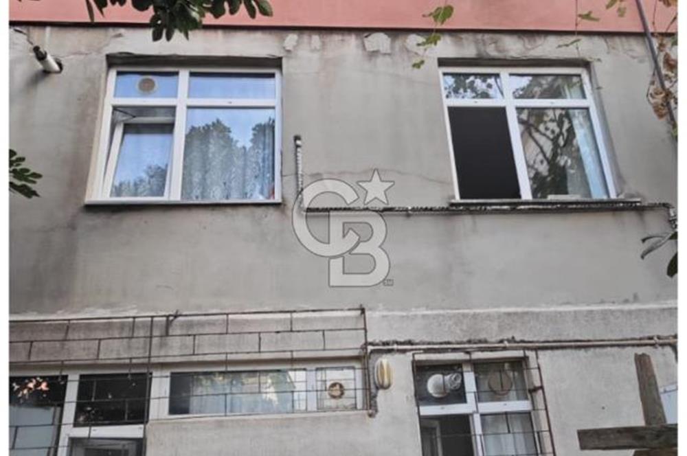 ACİL SULTANBEYLİ 270M2 ARSA İÇİNDE 4 KATLI SATILIK KOMPLE BİNA.