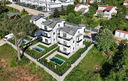 CB TAN-KARTEPE DERBENTTE SİTE İÇERİSİNDE SATILIK 4+1 VİLLA
