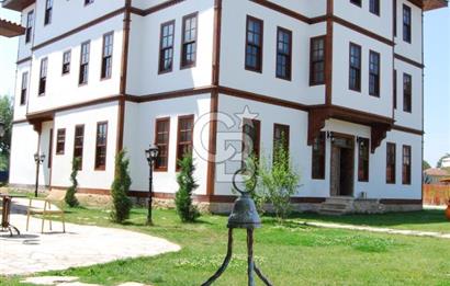 SLOW ŞEHİR DADAY'DA SATILIK OTEL