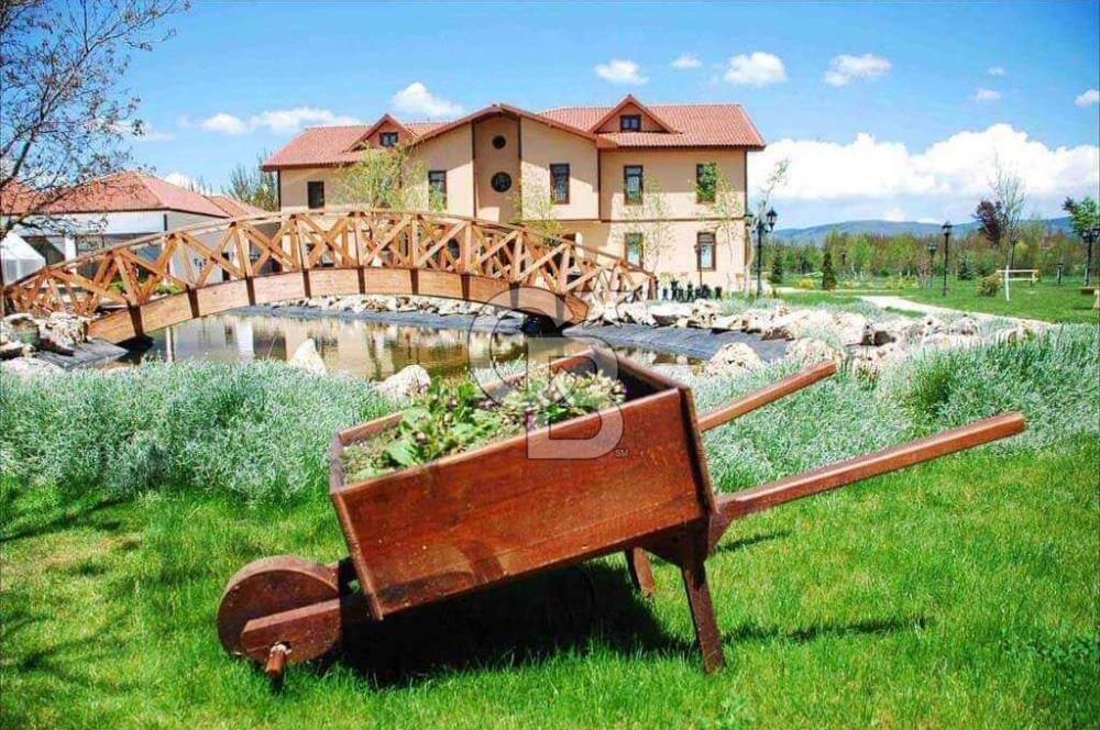 SLOW ŞEHİR DADAY'DA SATILIK OTEL
