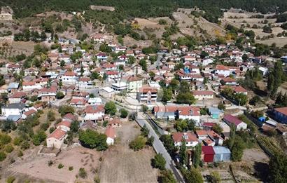 SAKARYA TARAKLI KEMALLER KÖYÜNDE 1552 METRE KARE  %40 İMARLI SATILIK ARSA 