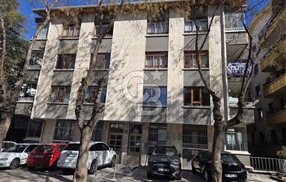 Bahçelievler 64. Sokak Satılık 4+1 daire