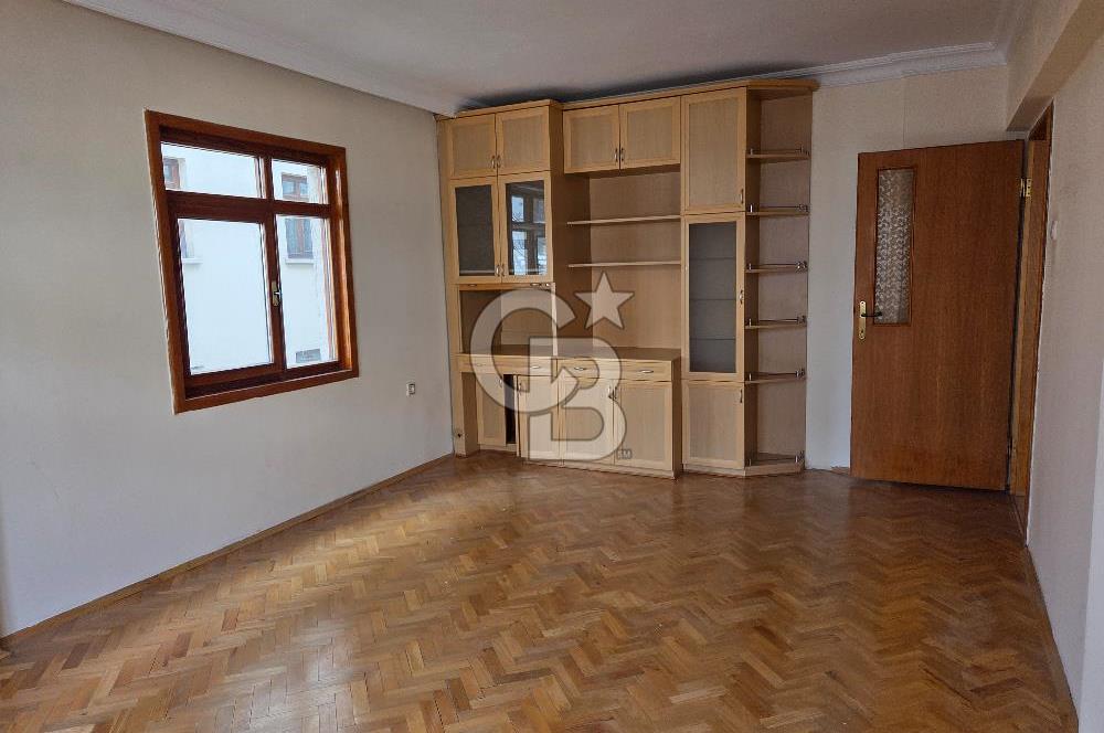 Bahçelievler 64. Sokak Satılık 4+1 daire