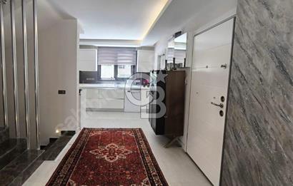 URLA KALABAKTA DENİZE NAZIR MÜSTAKİL VİLLA