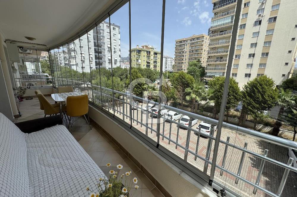 YENİ GİRNE’NİN MERKEZİNDE SATILIK 3+1 ARA KAT FERAH DAİRE