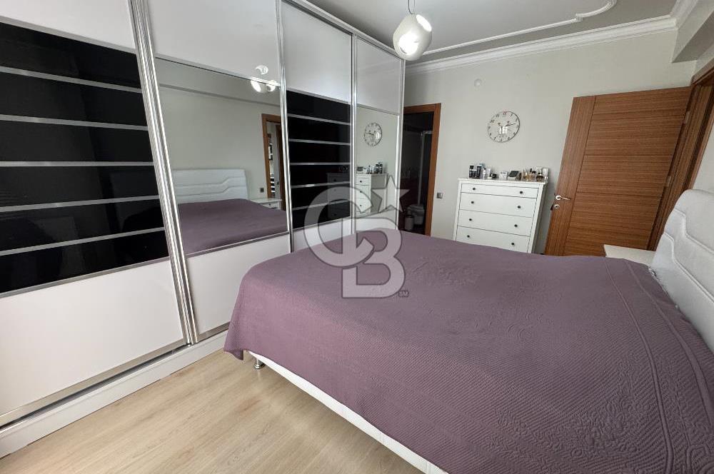 YENİ GİRNE’NİN MERKEZİNDE SATILIK 3+1 ARA KAT FERAH DAİRE