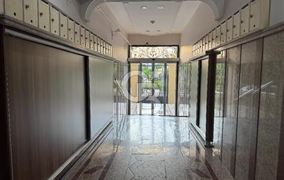 YENİ GİRNE’NİN MERKEZİNDE SATILIK 3+1 ARA KAT FERAH DAİRE