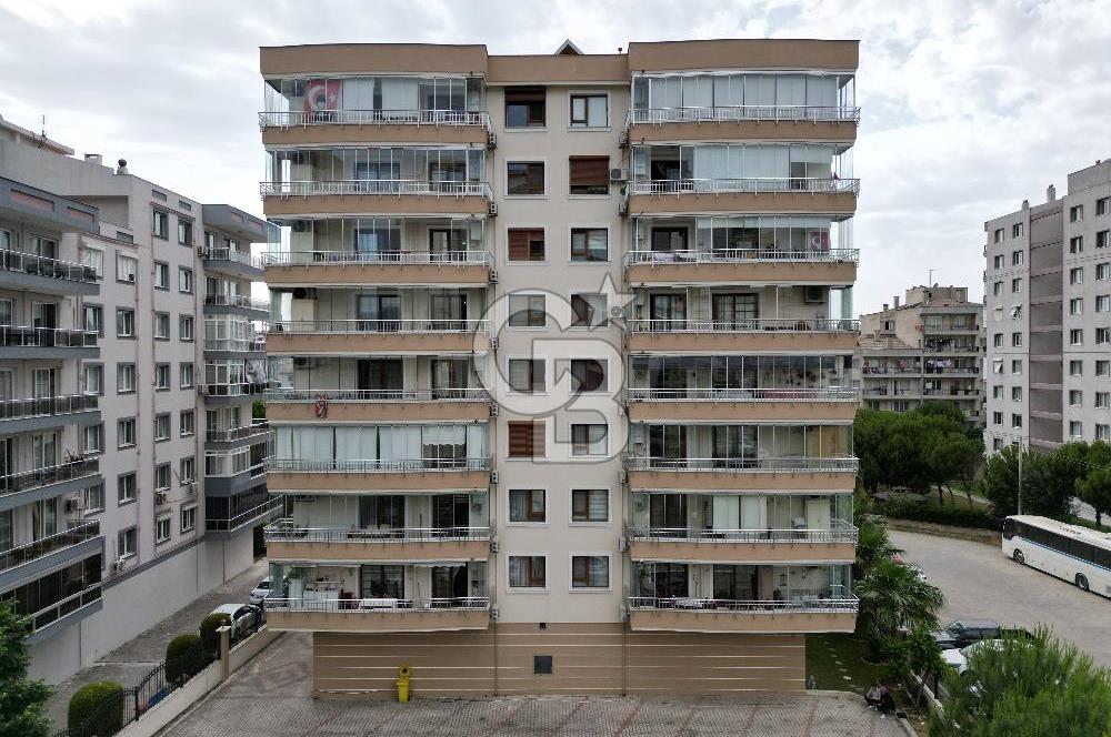 YENİ GİRNE’NİN MERKEZİNDE SATILIK 3+1 ARA KAT FERAH DAİRE