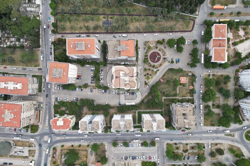 YENİ GİRNE’NİN MERKEZİNDE SATILIK 3+1 ARA KAT FERAH DAİRE