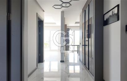 KUŞADASI TÜRKMEN MAHALLESİ 265 M2 BAHÇEYE SAHİP 2+1 DAİRE