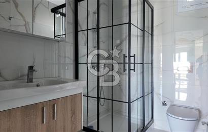 KUŞADASI TÜRKMEN MAHALLESİ 265 M2 BAHÇEYE SAHİP 2+1 DAİRE
