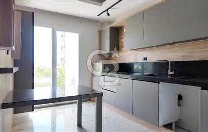KUŞADASI TÜRKMEN MAHALLESİ 265 M2 BAHÇEYE SAHİP 2+1 DAİRE