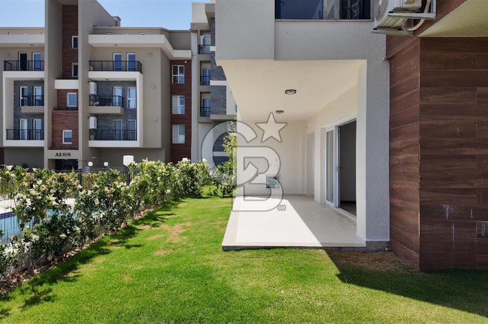 KUŞADASI TÜRKMEN MAHALLESİ 265 M2 BAHÇEYE SAHİP 2+1 DAİRE
