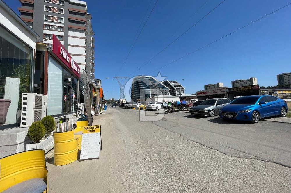 CB'DEN ÜNİVERSİTE BÖLGESİNDE SATILIK CADDE ÜZERİ CAFE