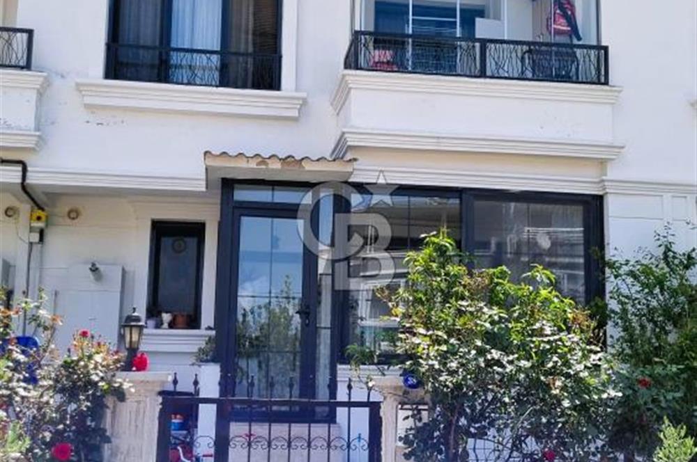 ALİAĞA-ŞAKRAN DENİZE 200M MESAFEDE SATILIK TERASLI DUBLEKS VİLLA