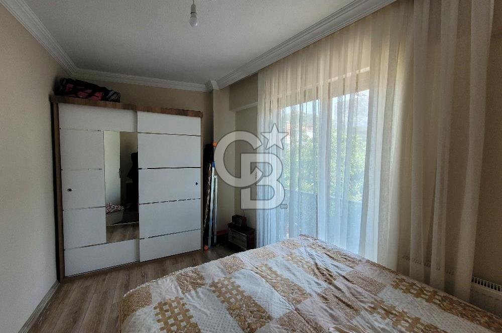Yenifoça Merkezde Satılık Villa