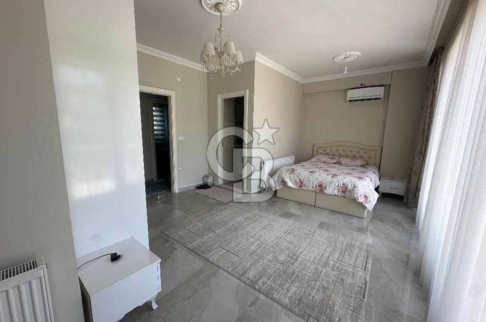Sapanca Göl Mahallesinde Lüks 4+1 Villa