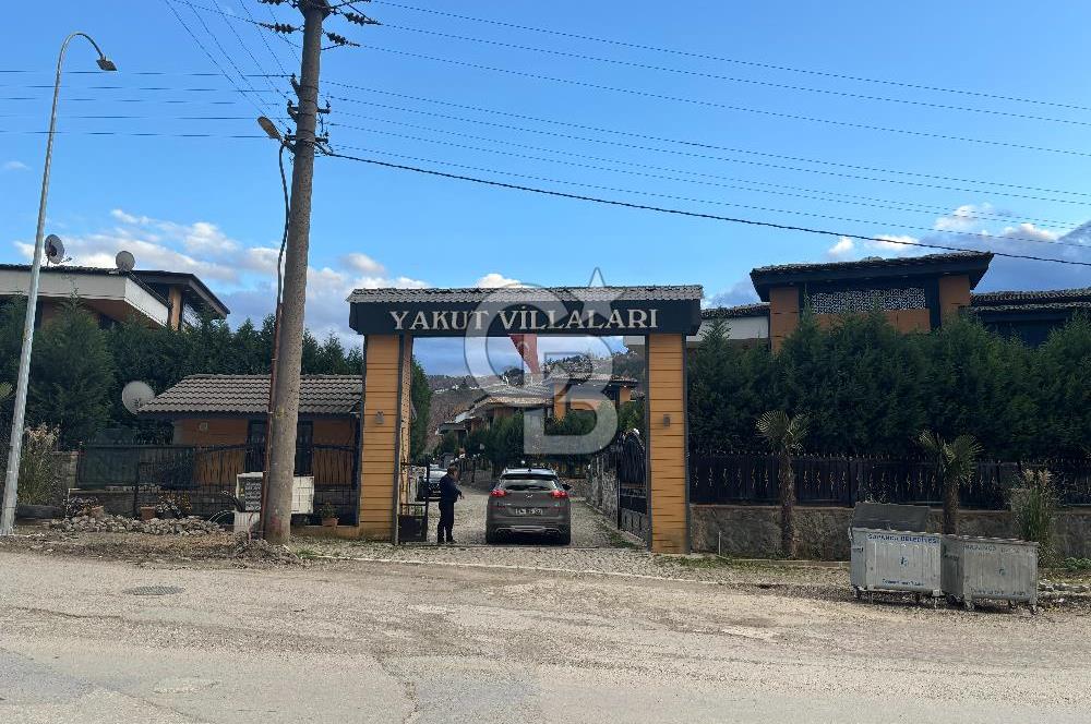 SAPANCANIN GÖZDESİ: KIRKPINAR'DA MÜSTAKİL HAVUZLU LÜX VİLLA