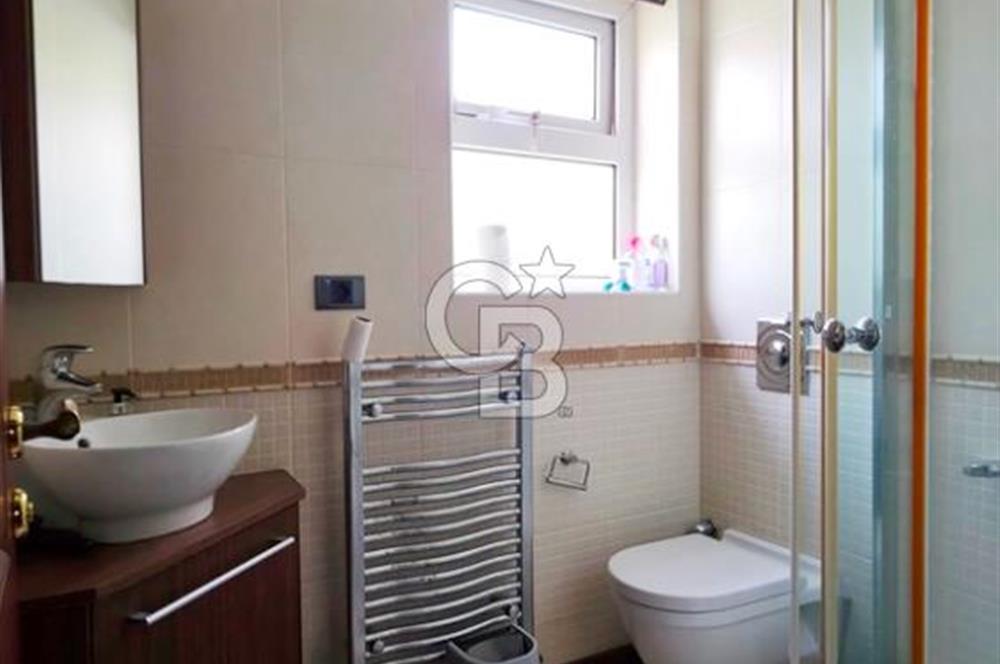 Kemerburgaz Site içi 6+1 , 350m2 Geniş Bahçeli Villa