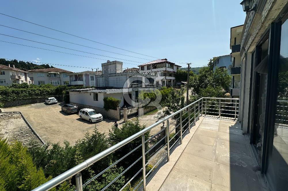 Sapanca Göl Mahallesinde Lüks 4+1 Villa