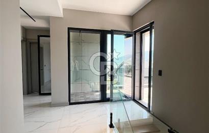 BURSA GÜMÜŞTEPE'DE MODERN MİMARİLİ 6+2 ULTRA LÜKS VİLLA