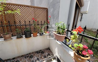Yenifoça Merkezde Satılık Villa
