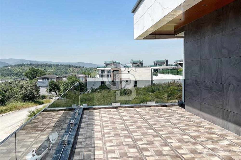 BURSA GÜMÜŞTEPE'DE MODERN MİMARİLİ 6+2 ULTRA LÜKS VİLLA