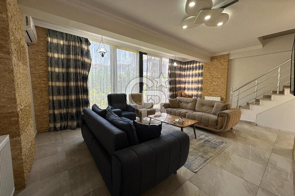Sapanca Göl Mahallesinde Lüks 4+1 Villa