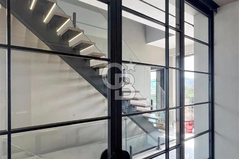BURSA GÜMÜŞTEPE'DE MODERN MİMARİLİ 6+2 ULTRA LÜKS VİLLA
