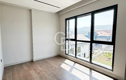 BURSA GÜMÜŞTEPE'DE MODERN MİMARİLİ 6+2 ULTRA LÜKS VİLLA