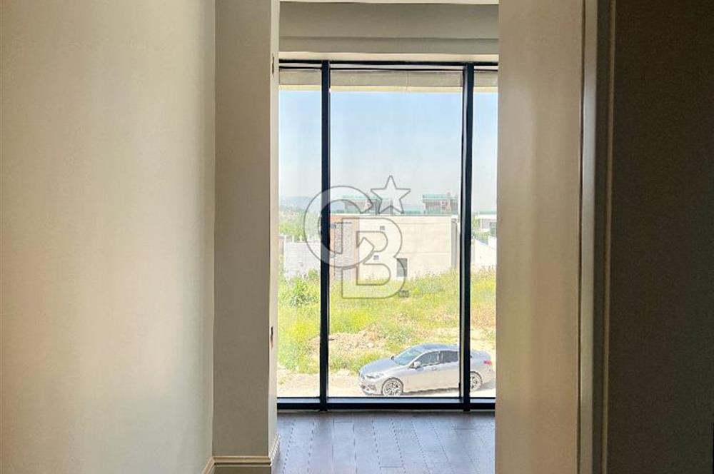 BURSA GÜMÜŞTEPE'DE MODERN MİMARİLİ 6+2 ULTRA LÜKS VİLLA